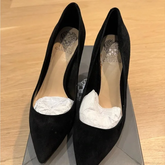 Vince Camuto Shoes Vince Camuto Black Suede Pointedtoe Heels